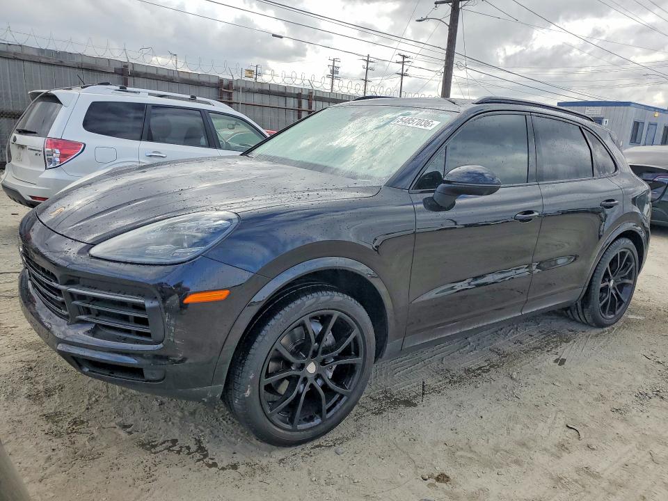 2019 PORSCHE CAYENNE - 1