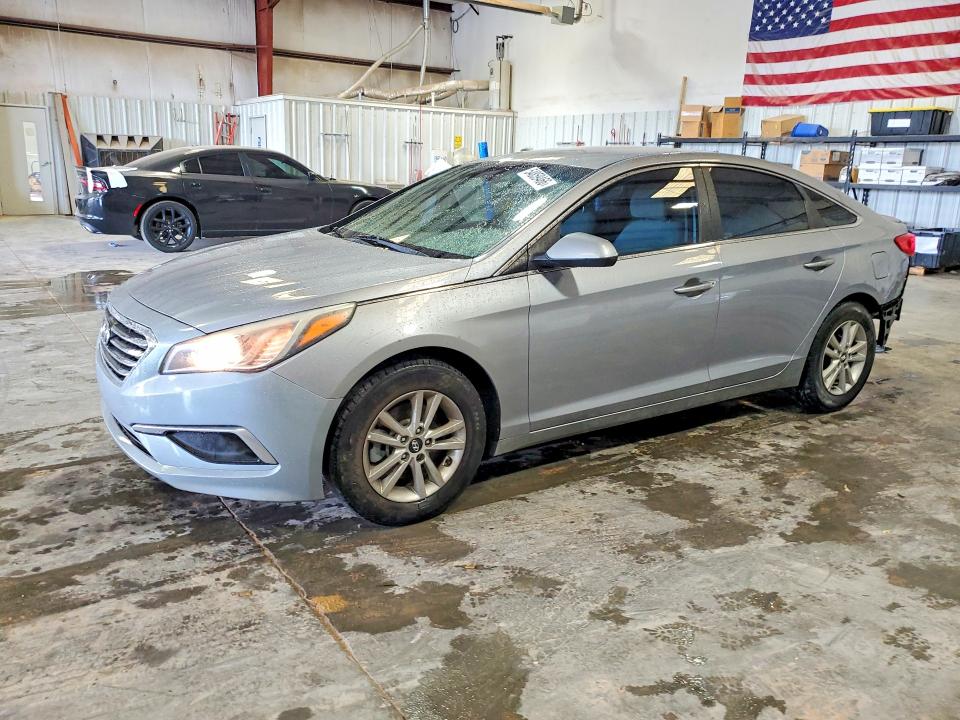 2017 HYUNDAI SONATA SE - 1