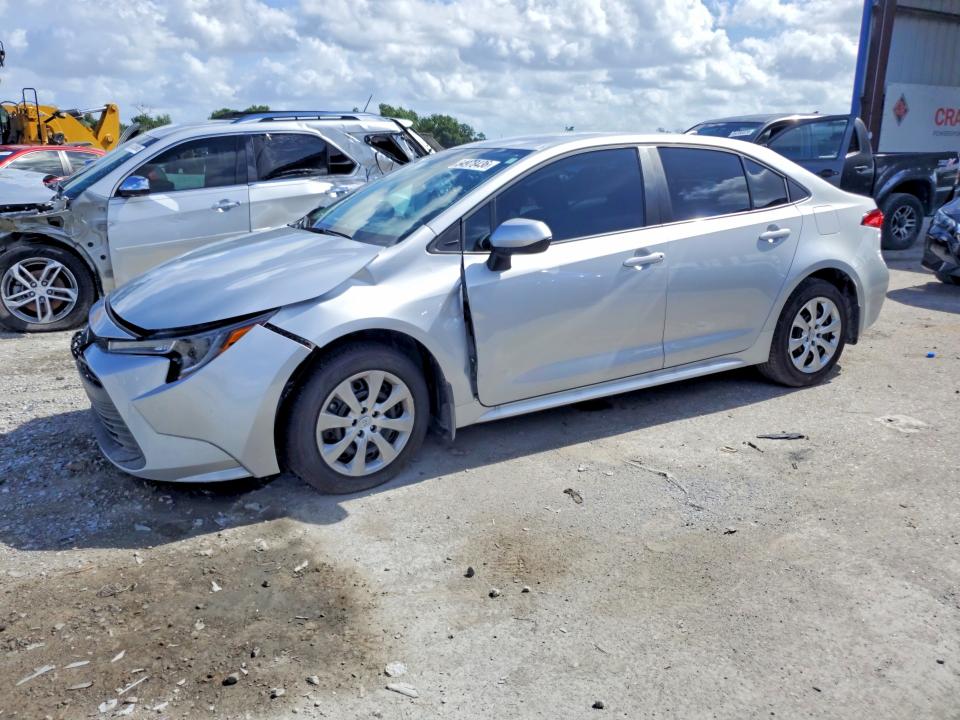 2026 TOYOTA COROLLA LE - 1