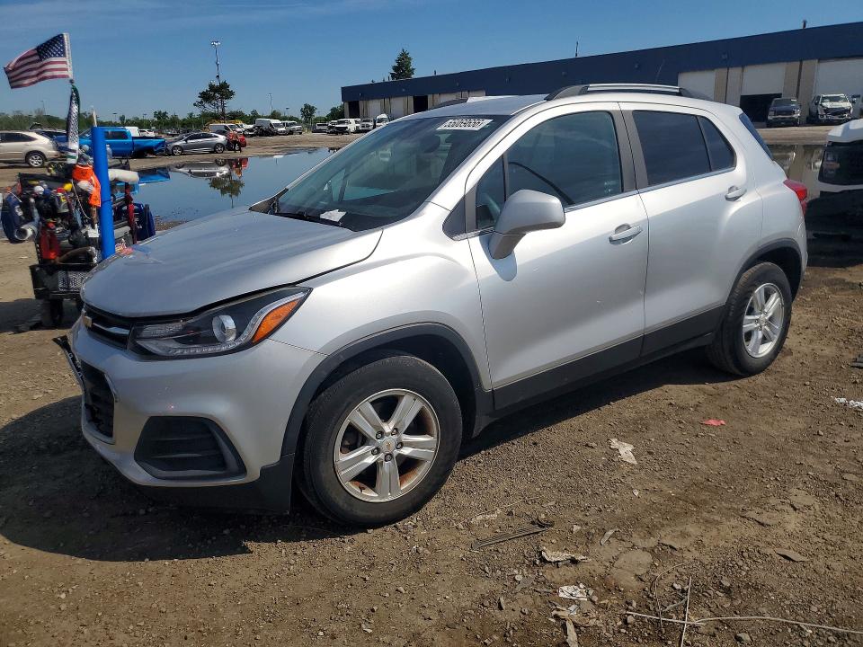 2017 CHEVROLET TRAX 1LT - 1