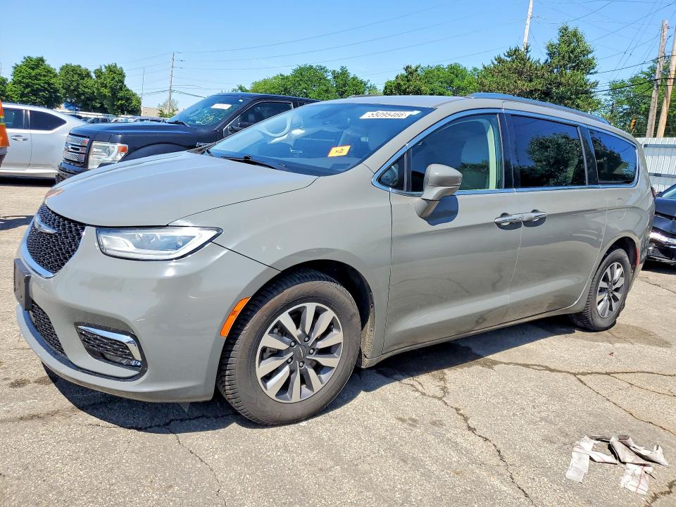 2021 CHRYSLER PACIFICA TOURING L - 1