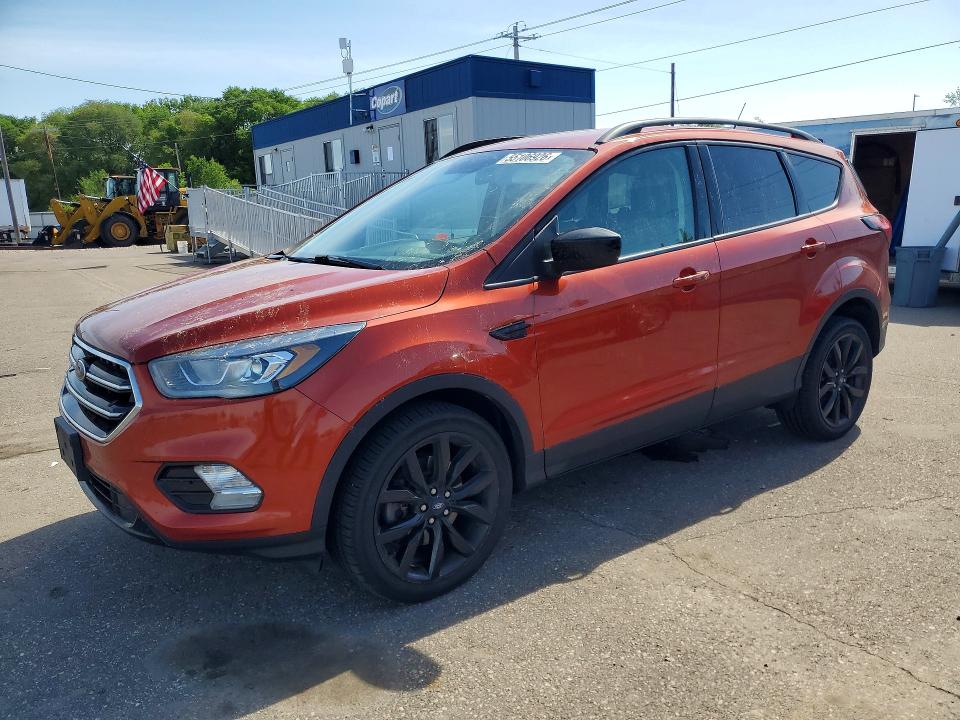2019 FORD ESCAPE SE - 1