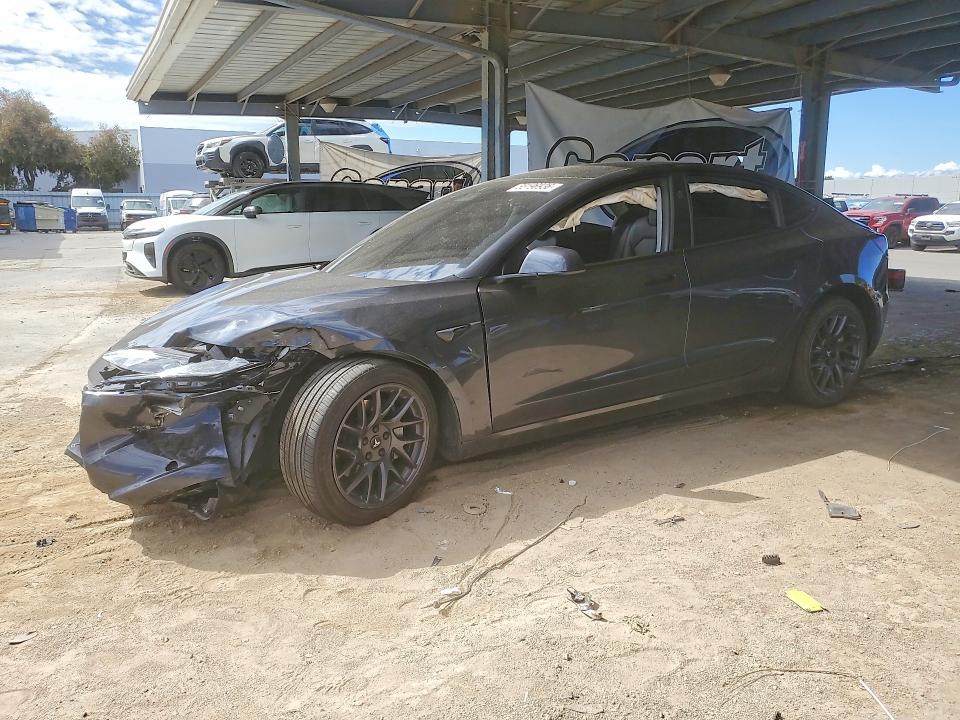 2025 TESLA MODEL 3 - 1