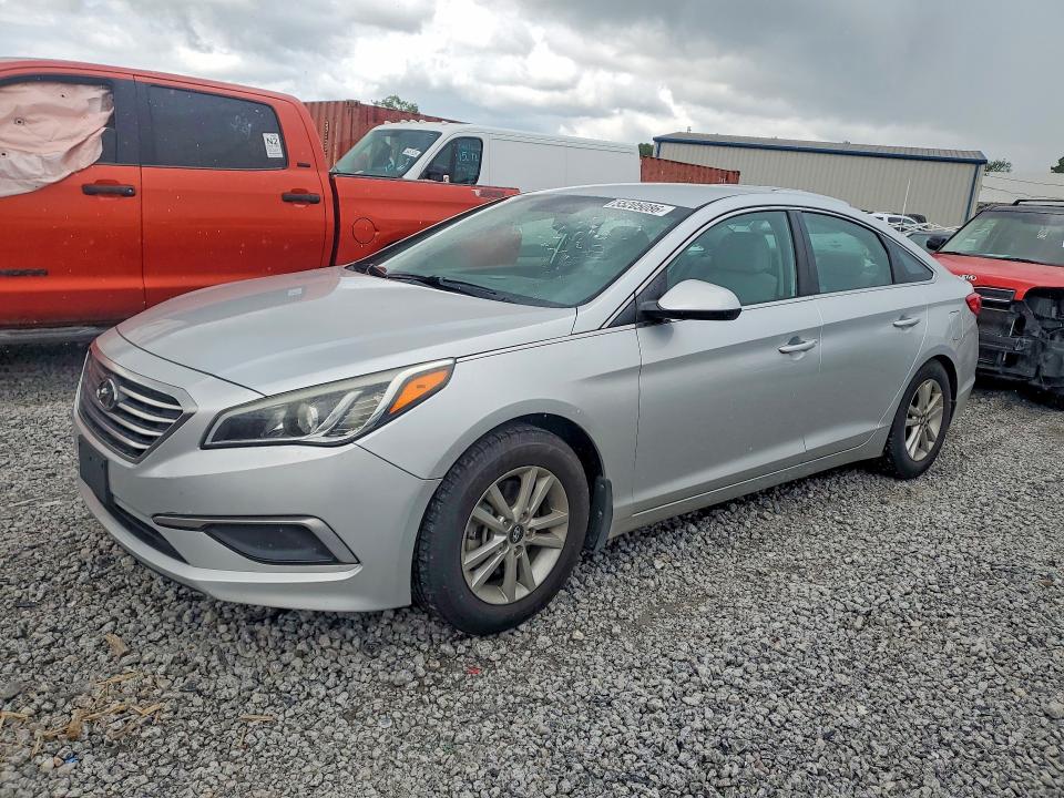 2017 HYUNDAI SONATA SE - 1