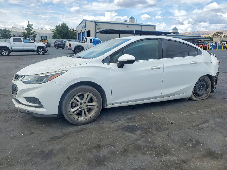 2018 CHEVROLET CRUZE LT - 1