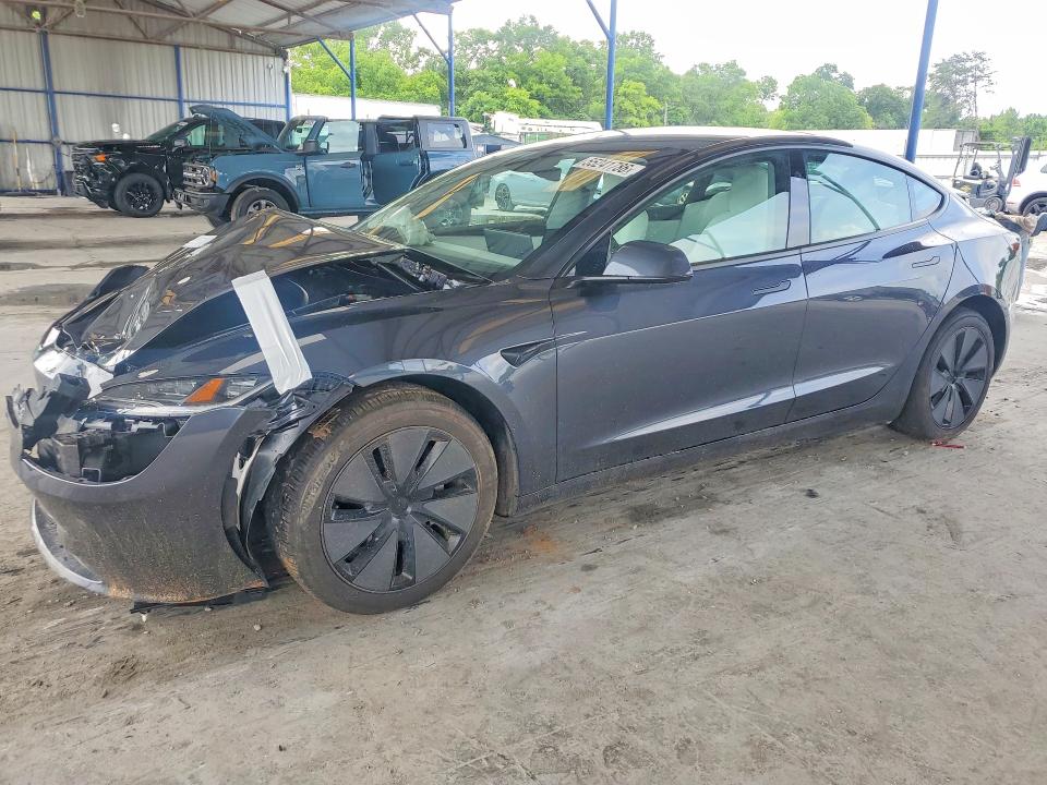 2025 TESLA MODEL 3 - 1