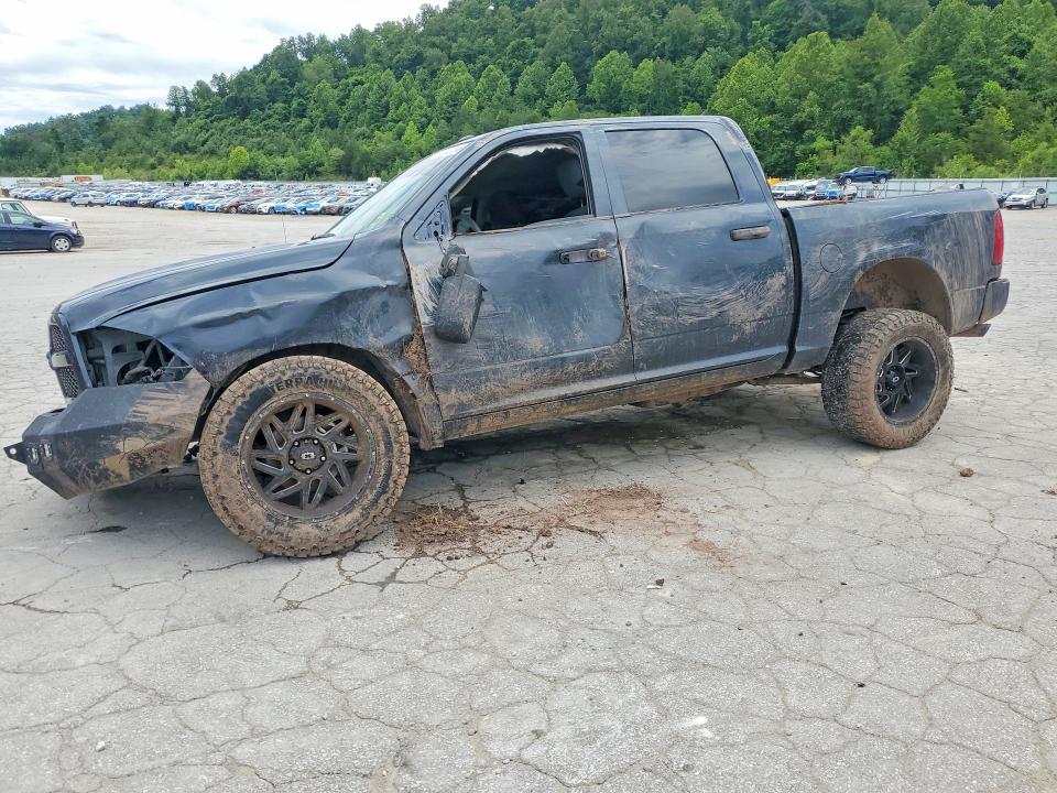 2016 RAM 1500 ST - 1