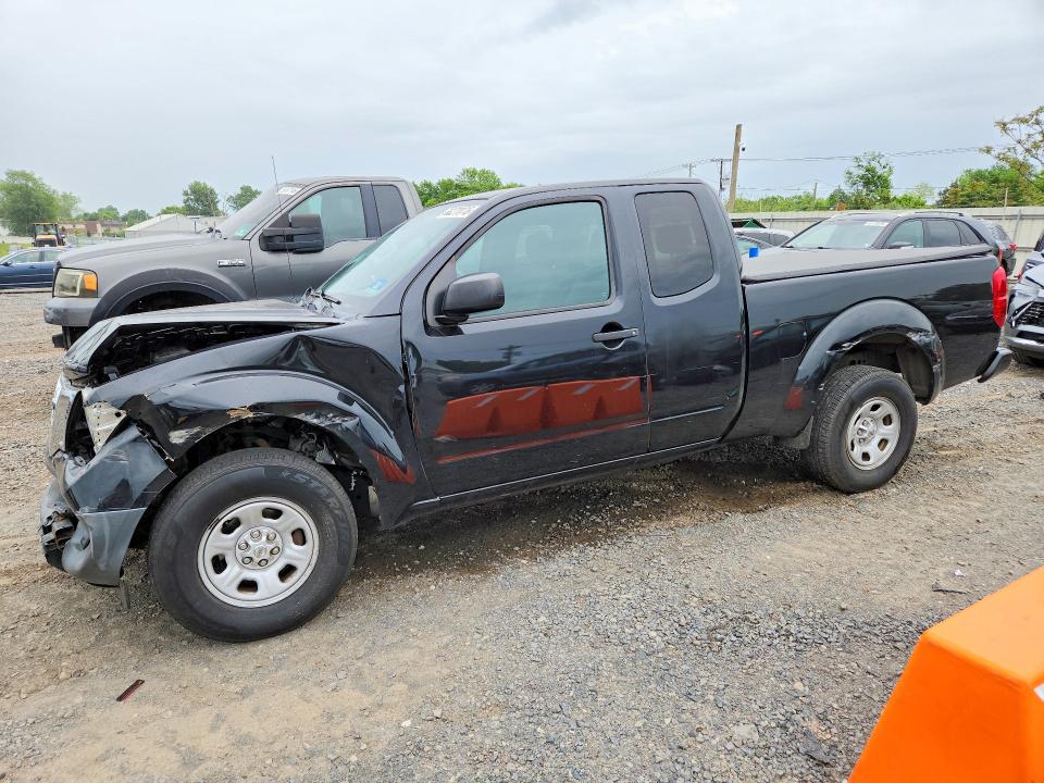 2017 NISSAN FRONTIER S - 1