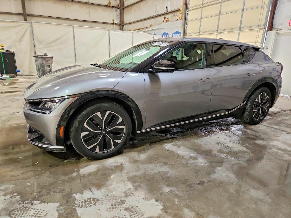 2023 KIA EV6 WIND - 1