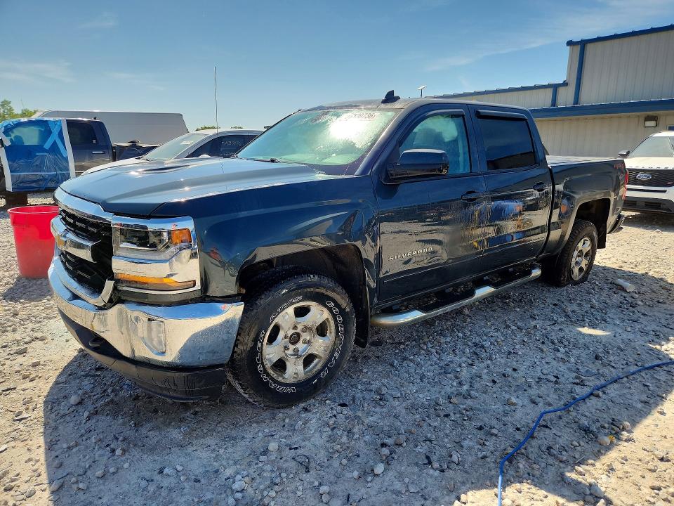 2018 CHEVROLET SILVERADO K1500 LT - 1