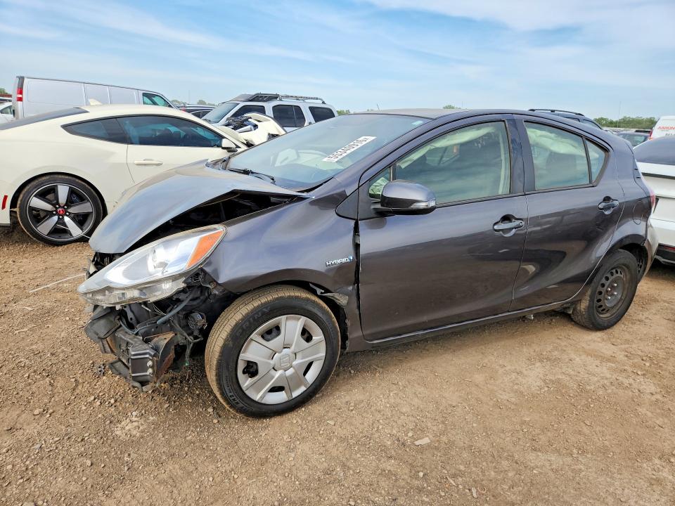2016 TOYOTA PRIUS C TWO - 1