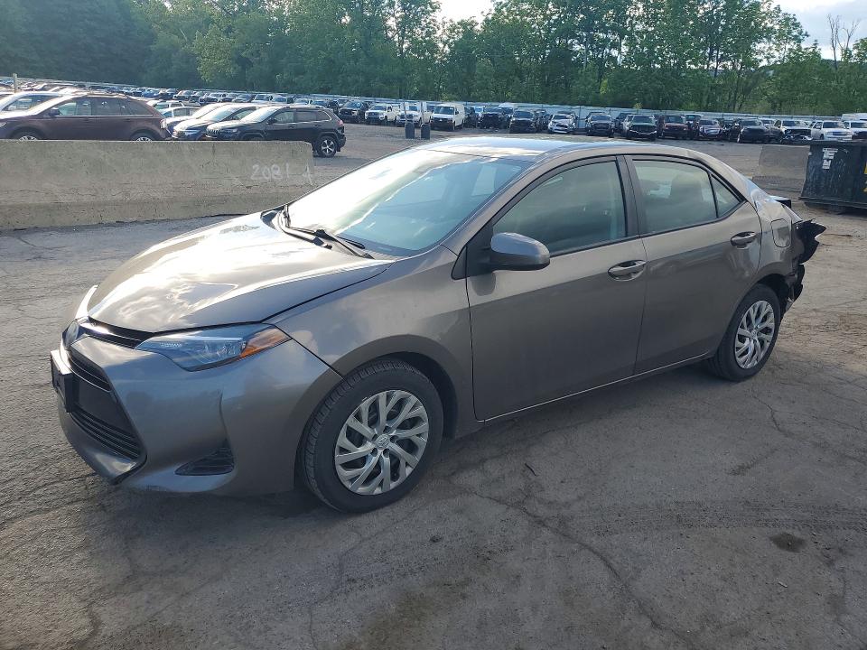 2018 TOYOTA COROLLA LE - 1
