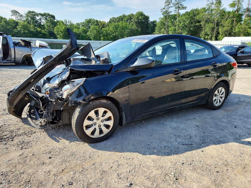 2017 HYUNDAI ACCENT SE - 1