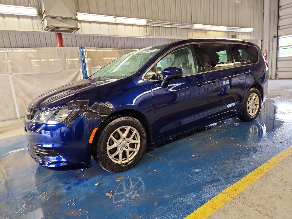 2017 CHRYSLER PACIFICA TOURING - 1