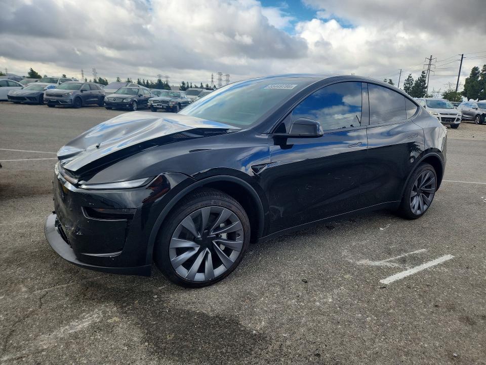 2026 TESLA MODEL Y - 1