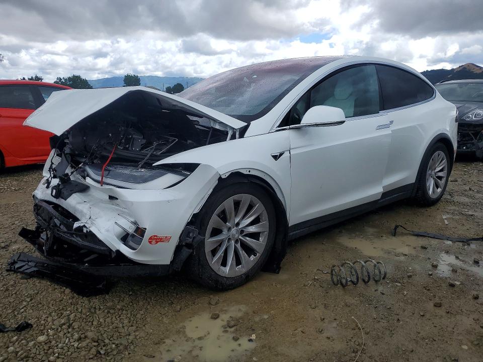 2017 TESLA MODEL X - 1