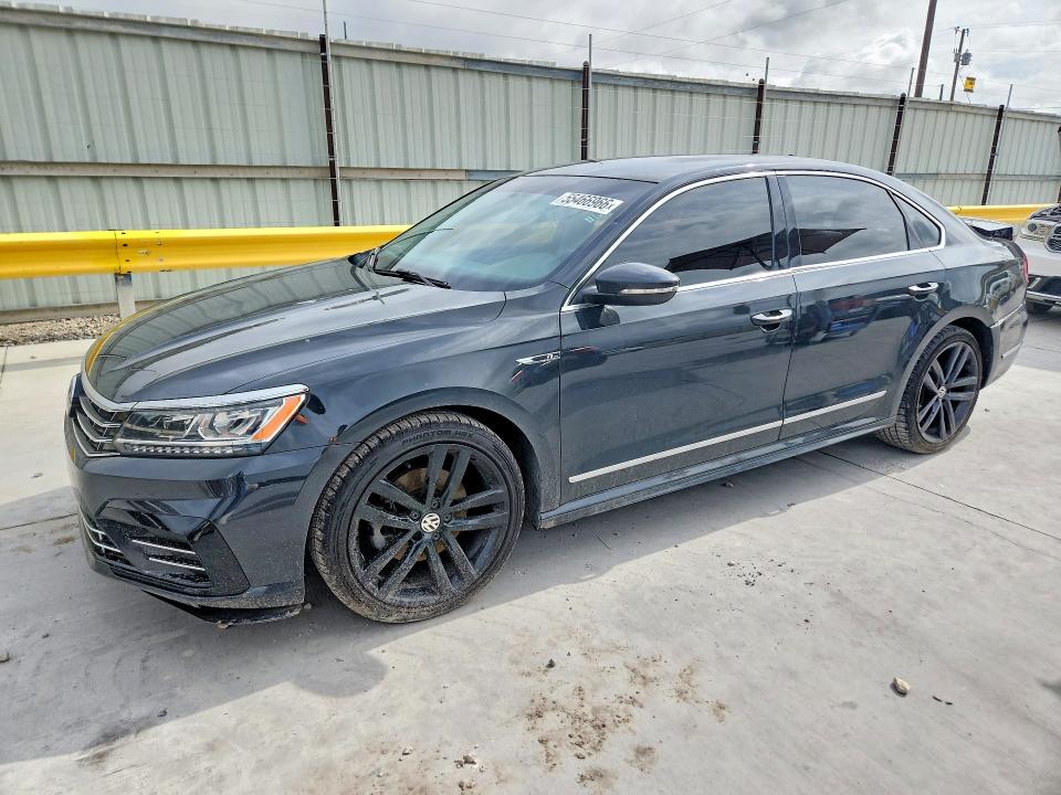 2017 VOLKSWAGEN PASSAT R-LINE - 1