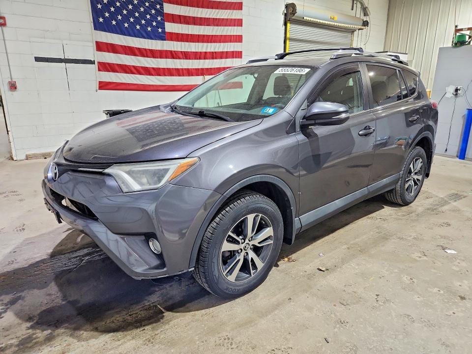 2016 TOYOTA RAV4 XLE - 1