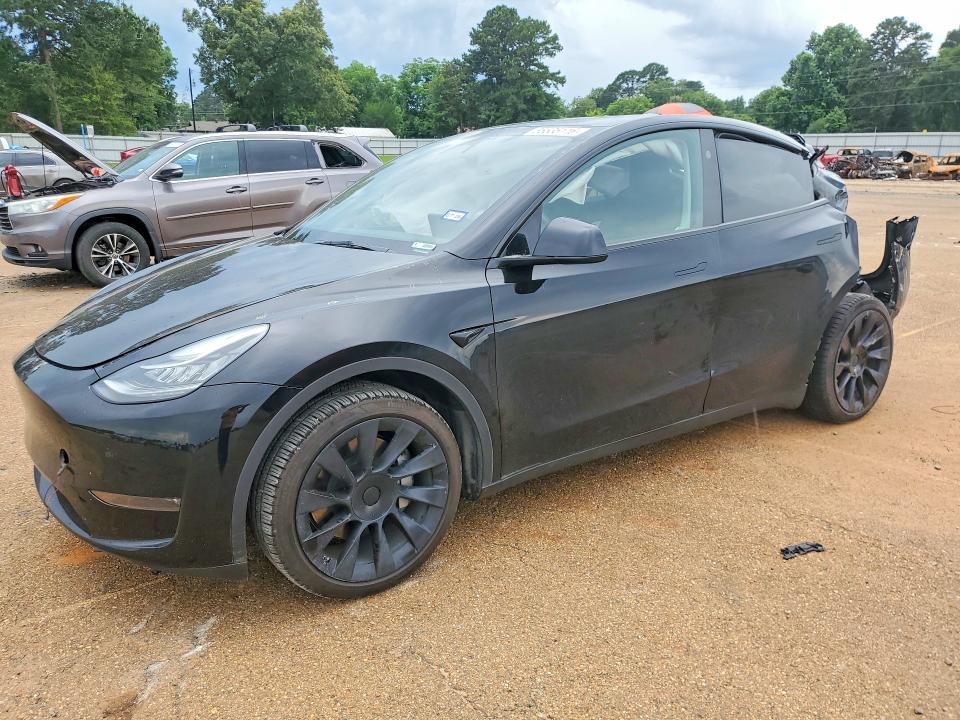 2023 TESLA MODEL Y - 1