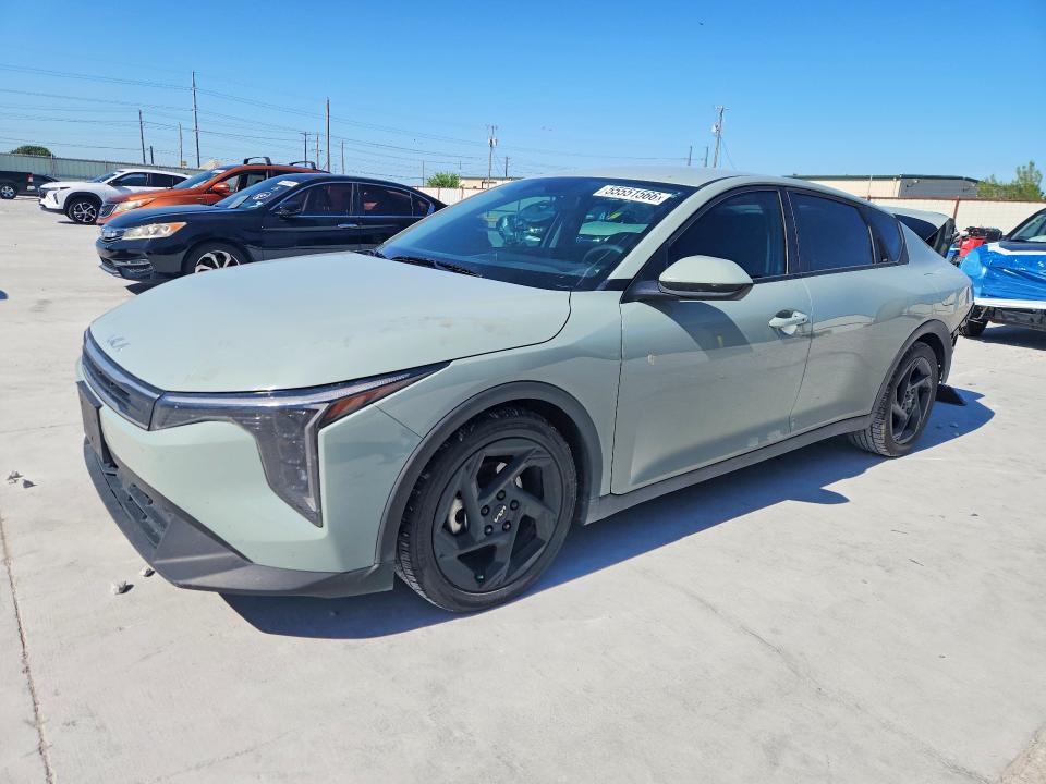 2025 KIA K4 LXS - 1