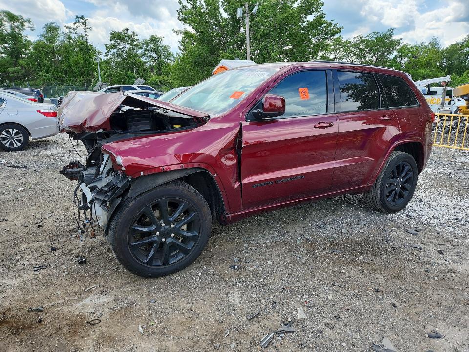 2020 JEEP GRAND CHEROKEE LAREDO - 1