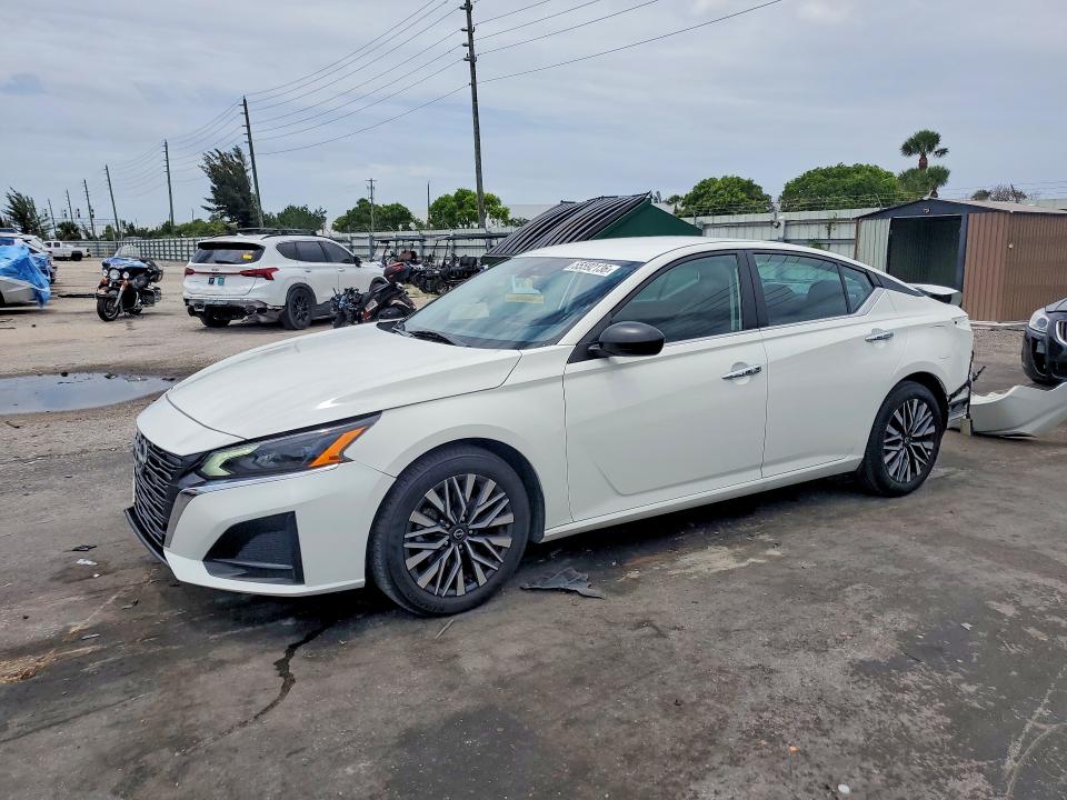 2025 NISSAN ALTIMA SV - 1