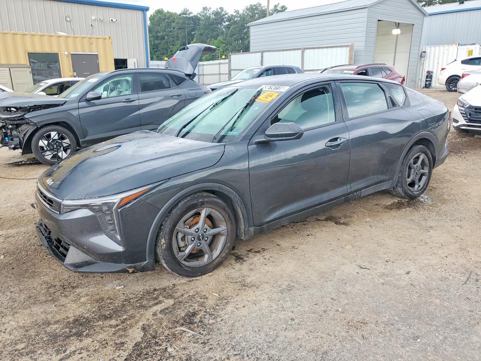 2025 KIA K4 LXS - 1