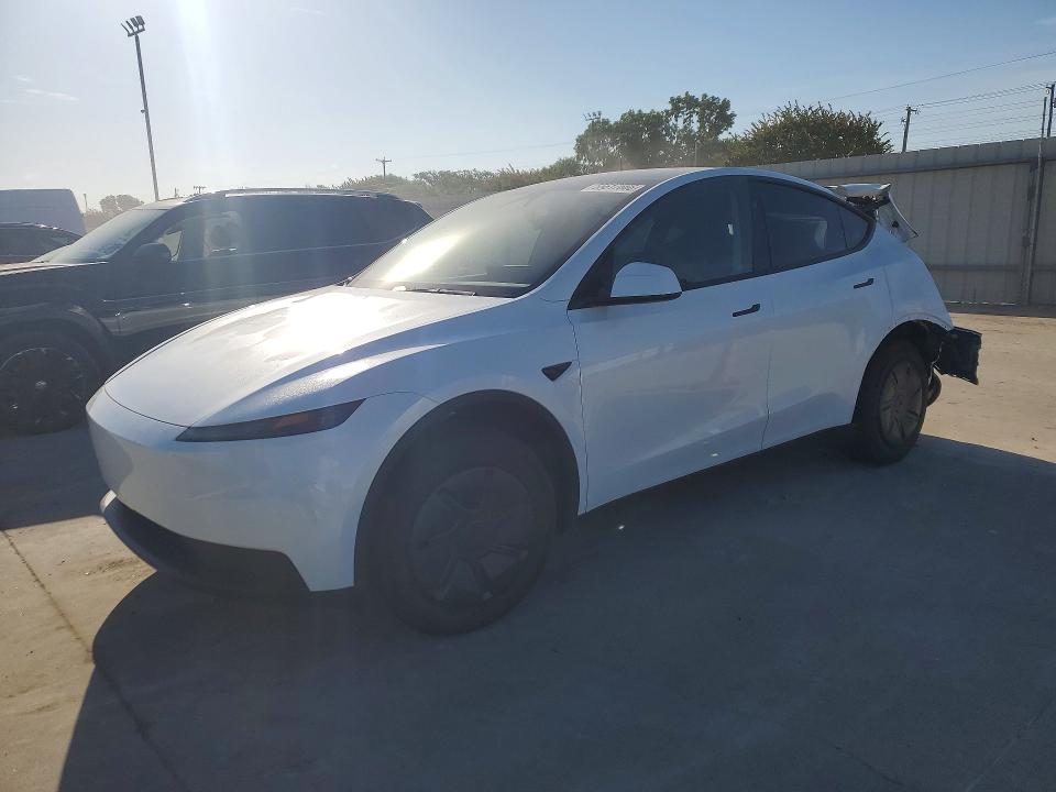 2026 TESLA MODEL Y - 1