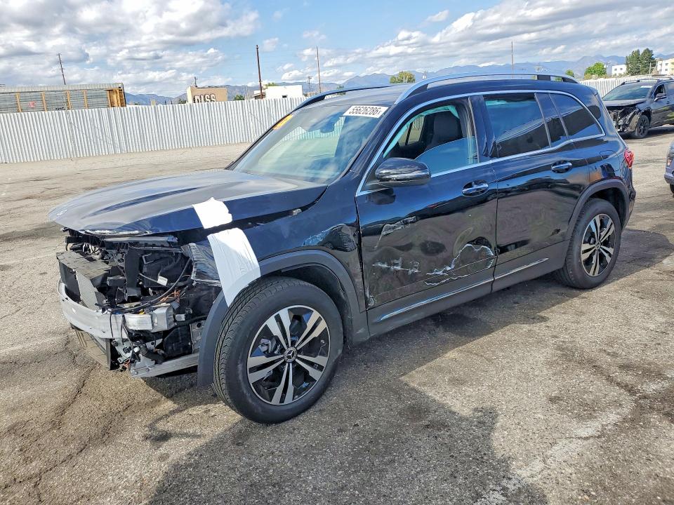 2025 MERCEDES-BENZ GLB 250 - 1