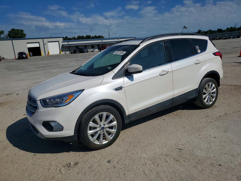 2019 FORD ESCAPE SEL - 1