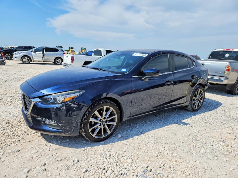 2018 MAZDA 3 TOURING - 1