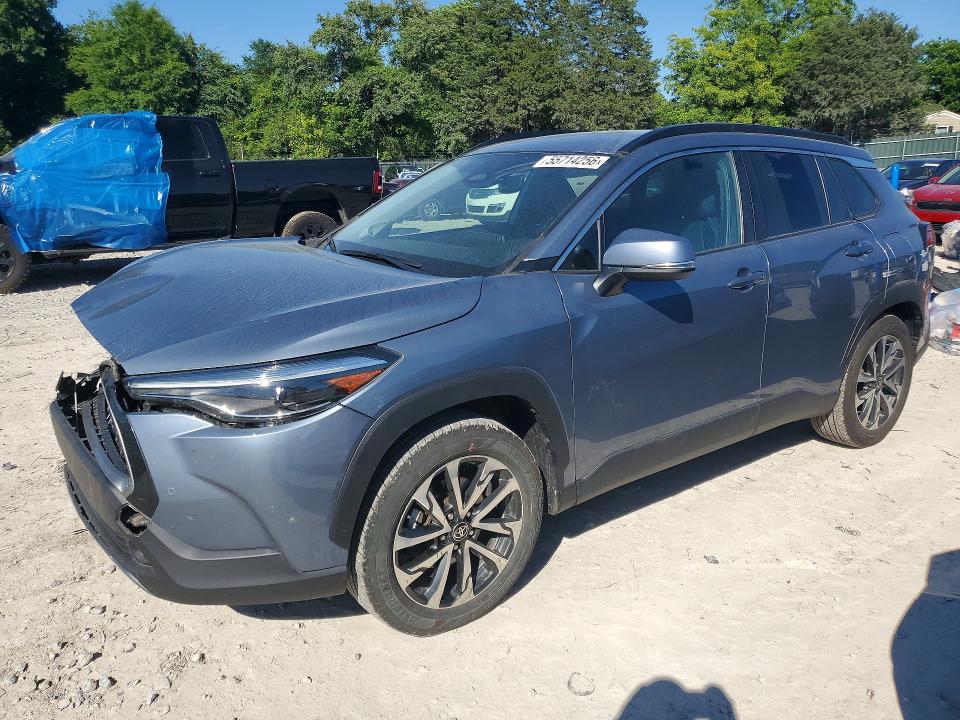 2024 TOYOTA COROLLA CROSS XLE - 1