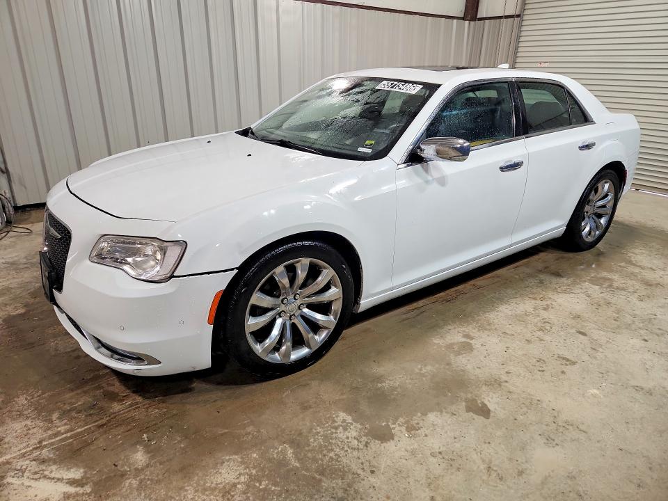 2017 CHRYSLER 300C - 1