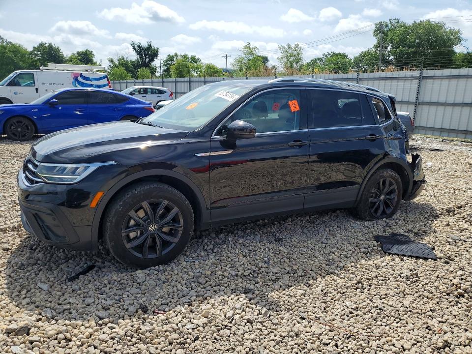2024 VOLKSWAGEN TIGUAN SE - 1