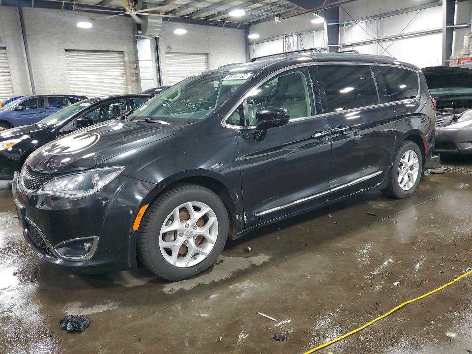2017 CHRYSLER PACIFICA TOURING L PLUS - 1