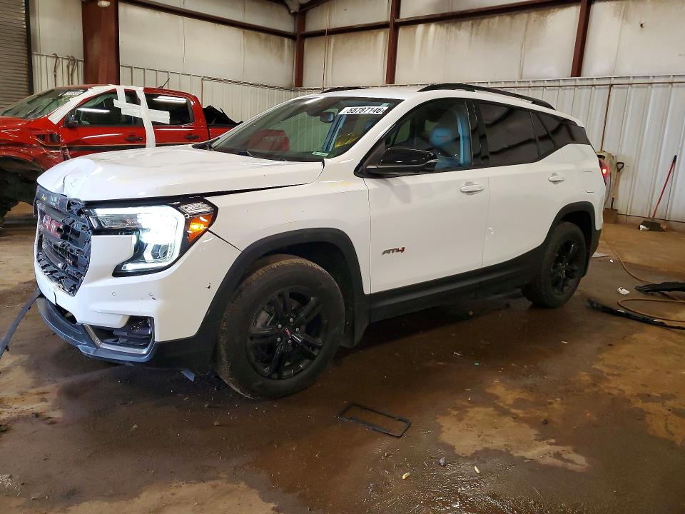 2022 GMC TERRAIN AT4 - 1
