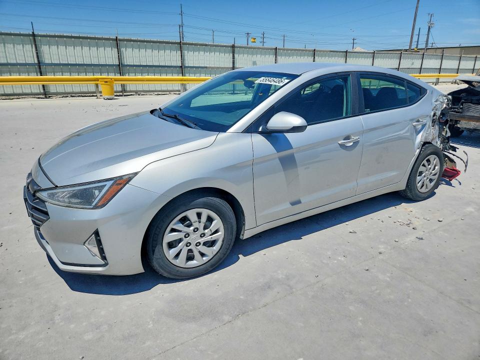 2019 HYUNDAI ELANTRA SE - 1