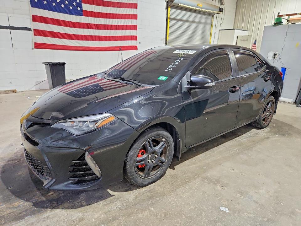 2018 TOYOTA COROLLA SE - 1
