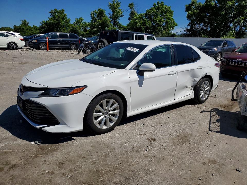 2020 TOYOTA CAMRY LE - 1