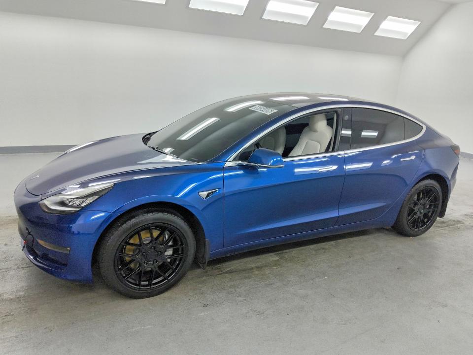 2019 TESLA MODEL 3 - 1