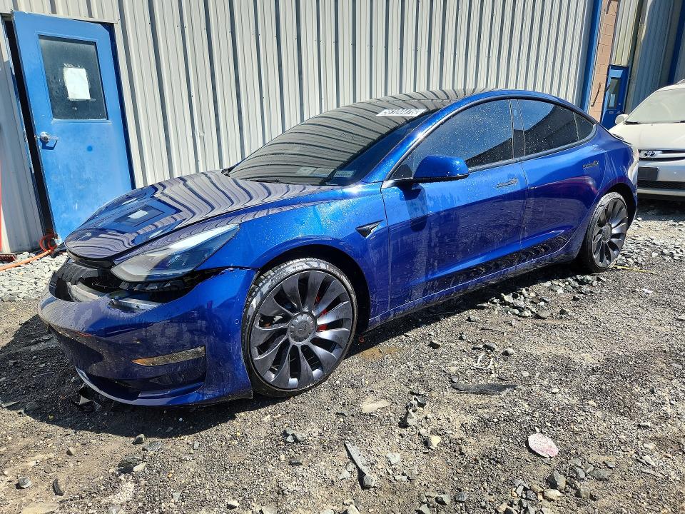 2022 TESLA MODEL 3 - 1