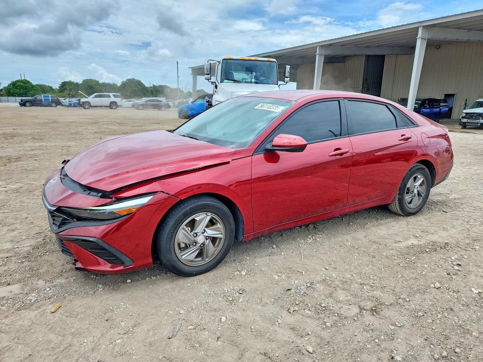 2025 HYUNDAI ELANTRA SE - 1
