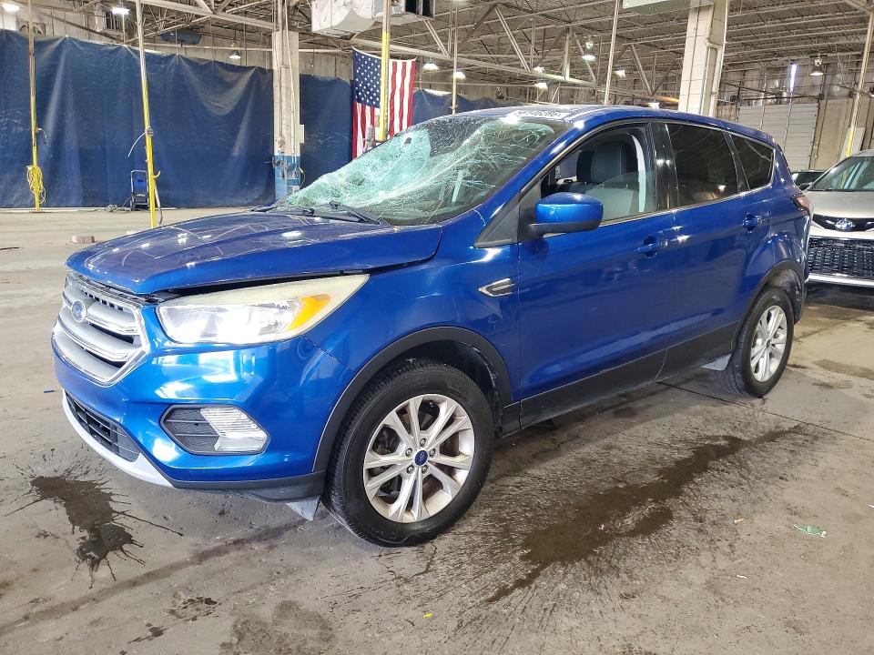 2017 FORD ESCAPE SE - 1