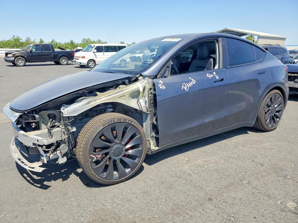 2022 TESLA MODEL Y - 1