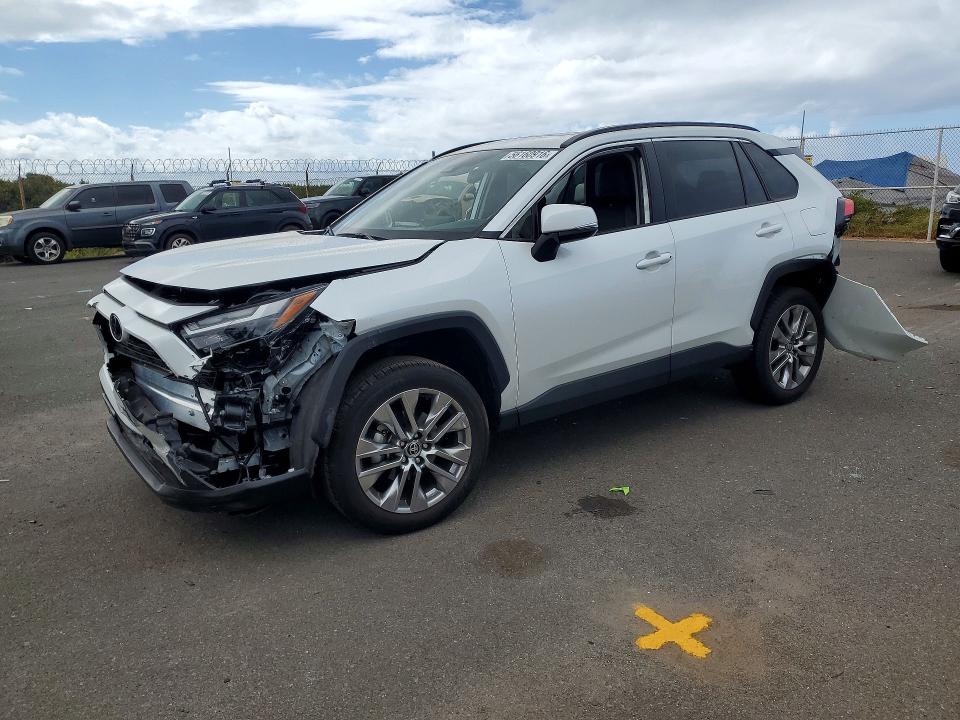 2024 TOYOTA RAV4 XLE PREMIUM - 1