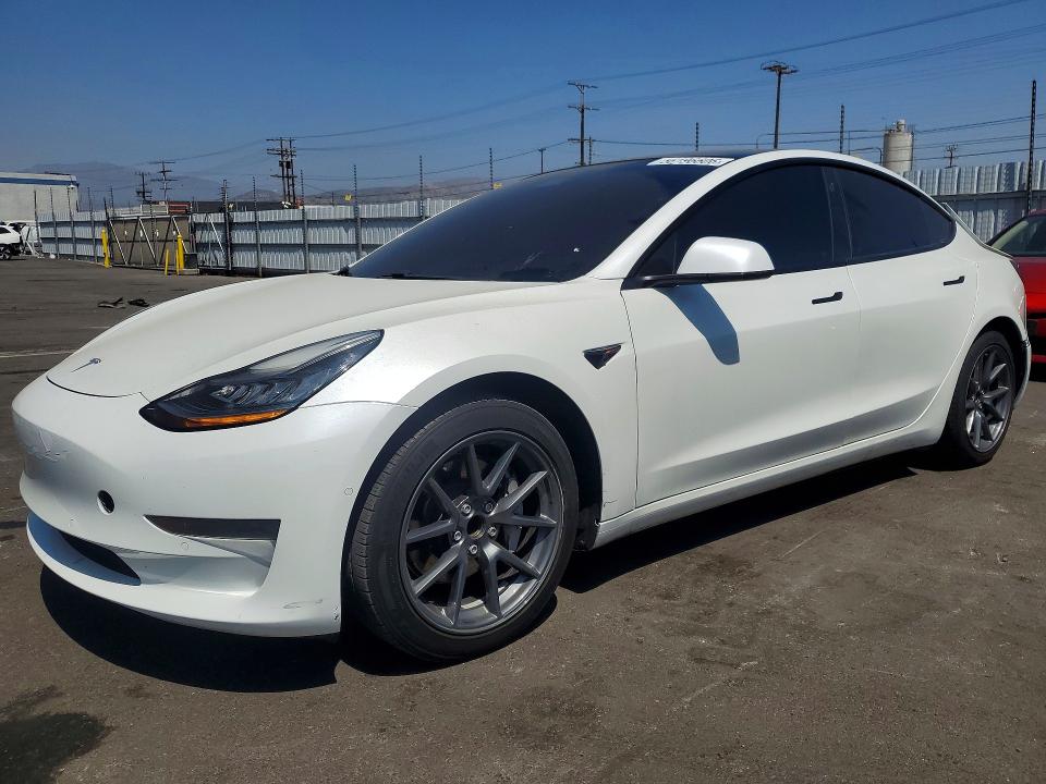 2021 TESLA MODEL 3 - 1