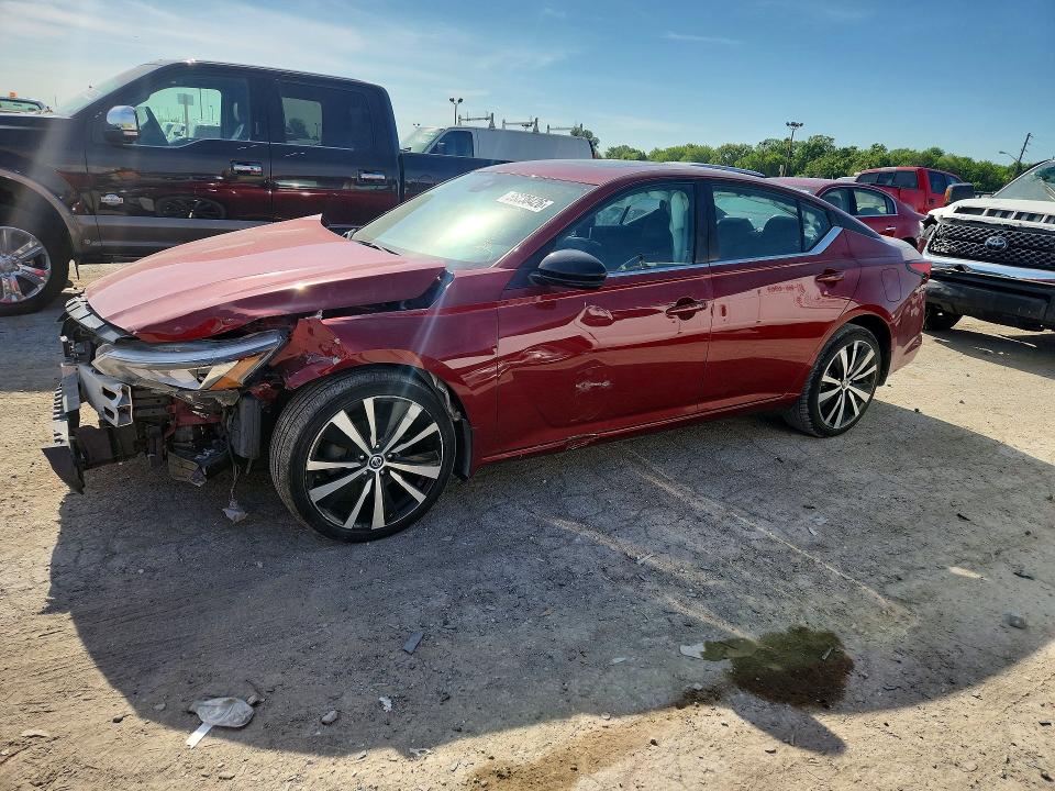 2021 NISSAN ALTIMA SR - 1