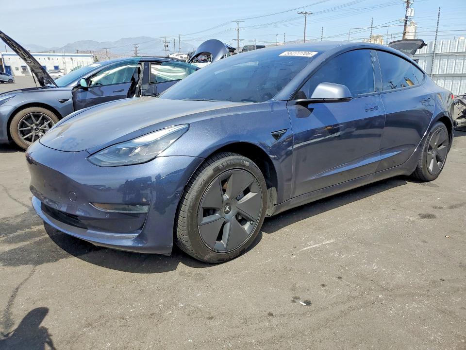 2022 TESLA MODEL 3 - 1