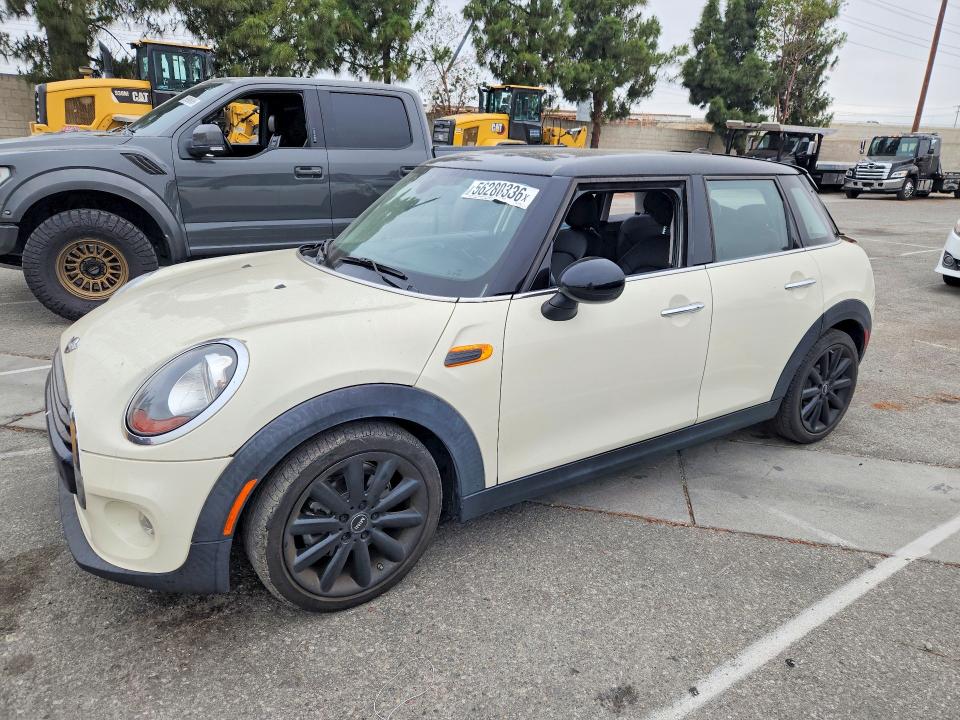 2017 MINI COOPER - 1