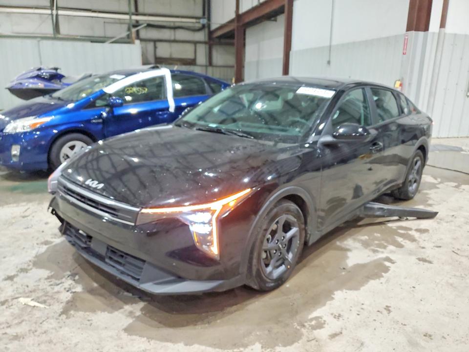 2025 KIA K4 LXS - 1